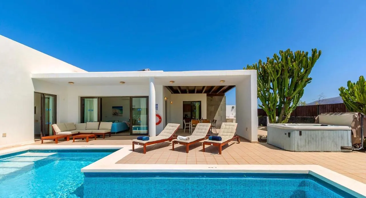 Jacks Place Villa Playablanca Pool Spa Playa Blanca